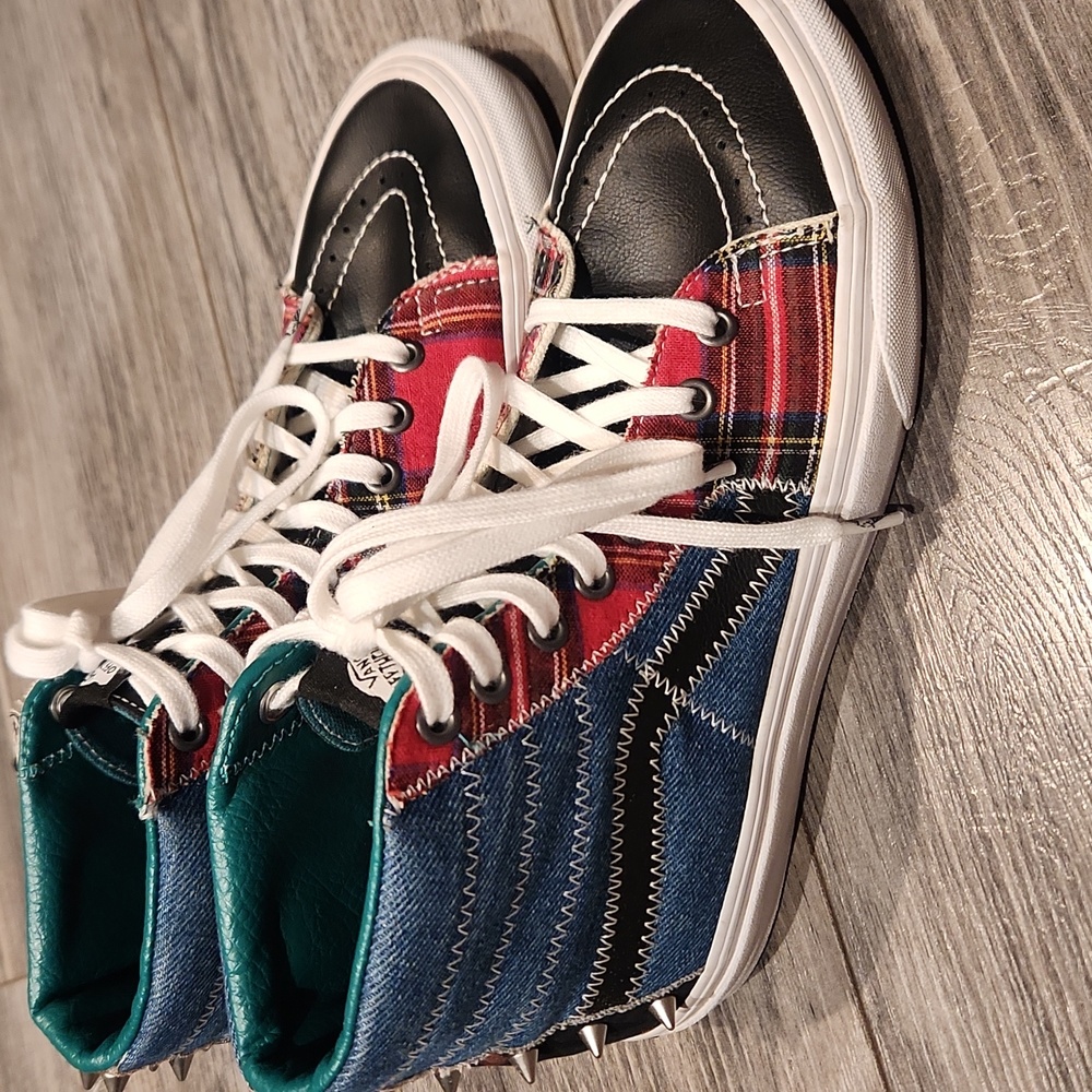 Vans Patchwork High-Tops in Red, Blue, and Black w/spikes Men's Sz 6.5 Women's 8